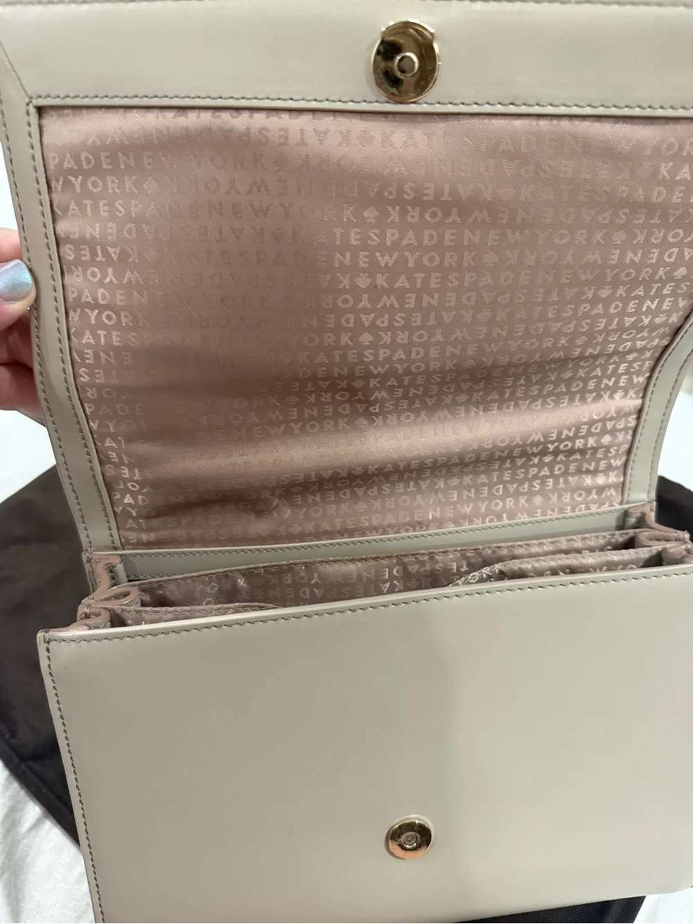 kate spade beige leather shoulder bag with gold-tone logo and dust bag